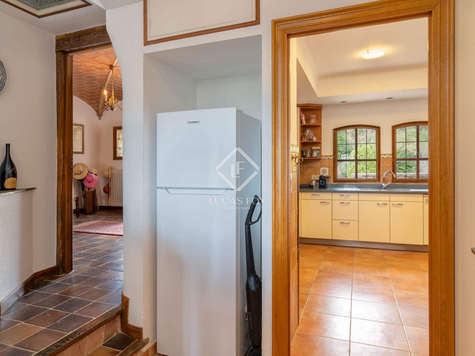 5 makuuhuone Huvila myytävänä paikassa Santa Cristina d'Aro mukana uima-altaan 
autotalli - 1 795 000 € (Ref: 9263302)