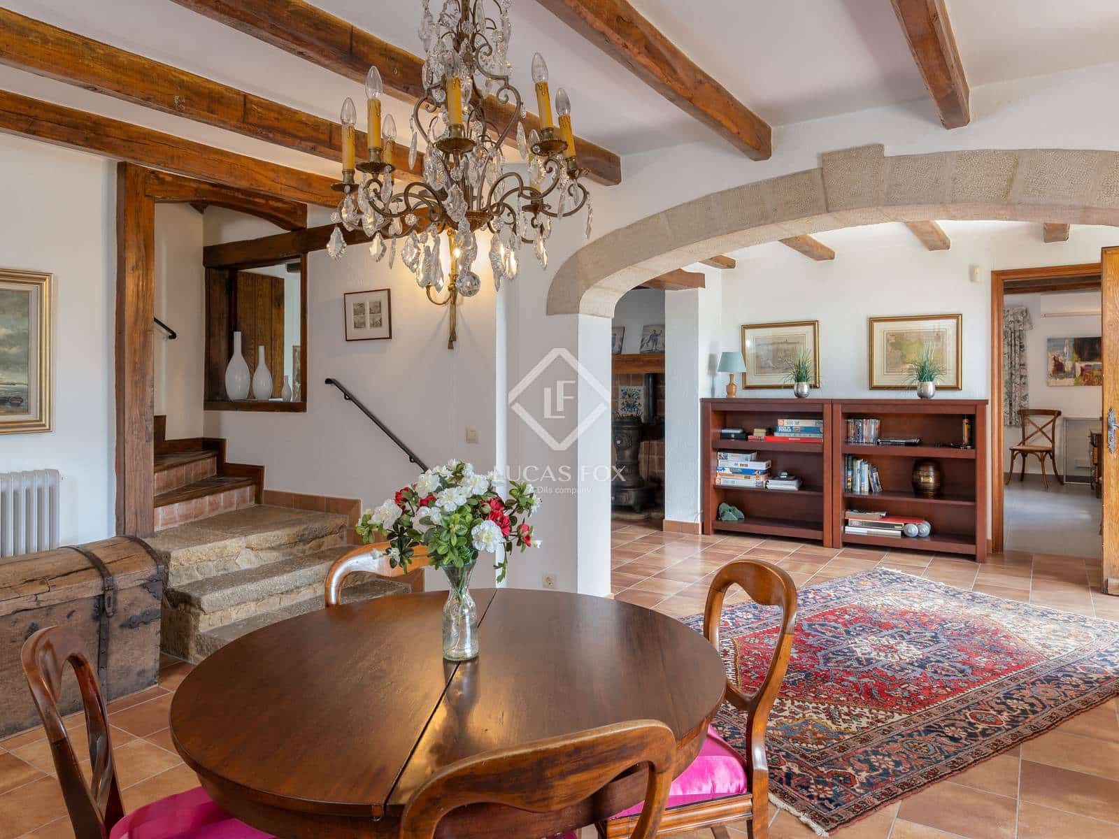 5 makuuhuone Huvila myytävänä paikassa Santa Cristina d'Aro mukana uima-altaan 
autotalli - 1 795 000 € (Ref: 9263302)