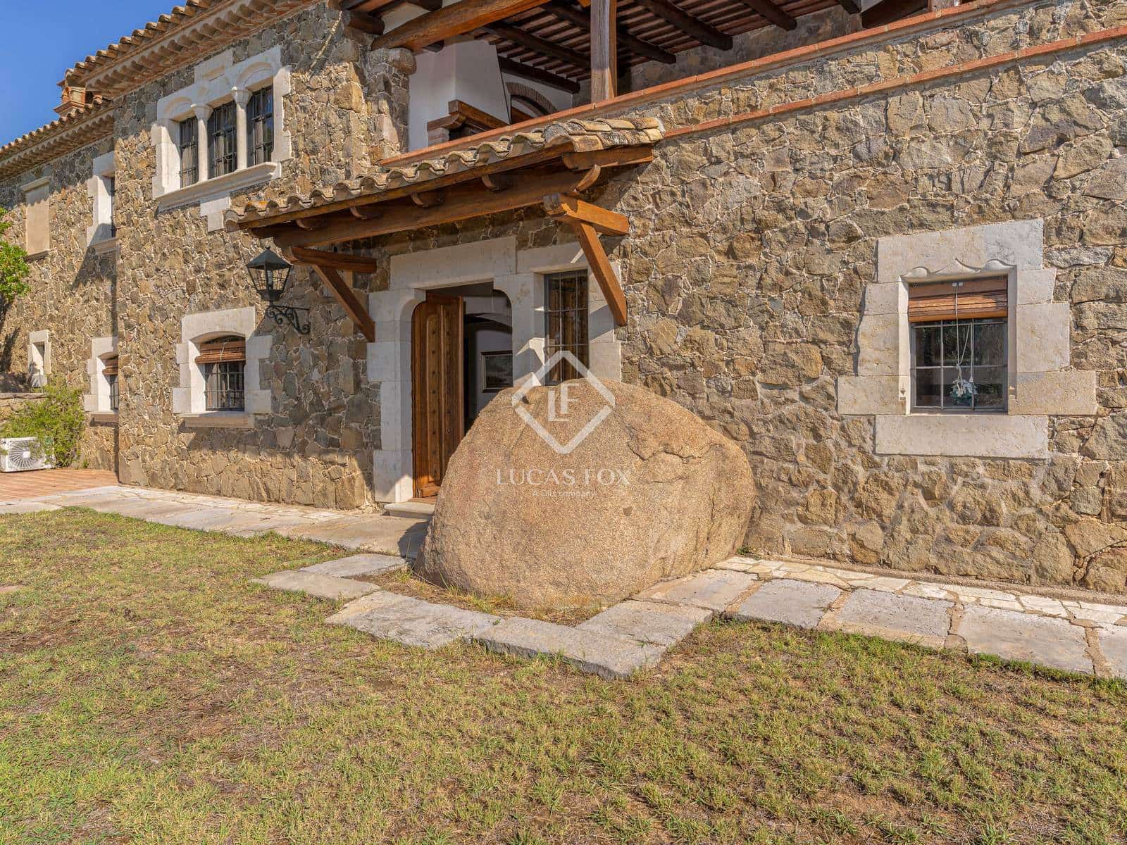 5 makuuhuone Huvila myytävänä paikassa Santa Cristina d'Aro mukana uima-altaan 
autotalli - 1 795 000 € (Ref: 9263302)