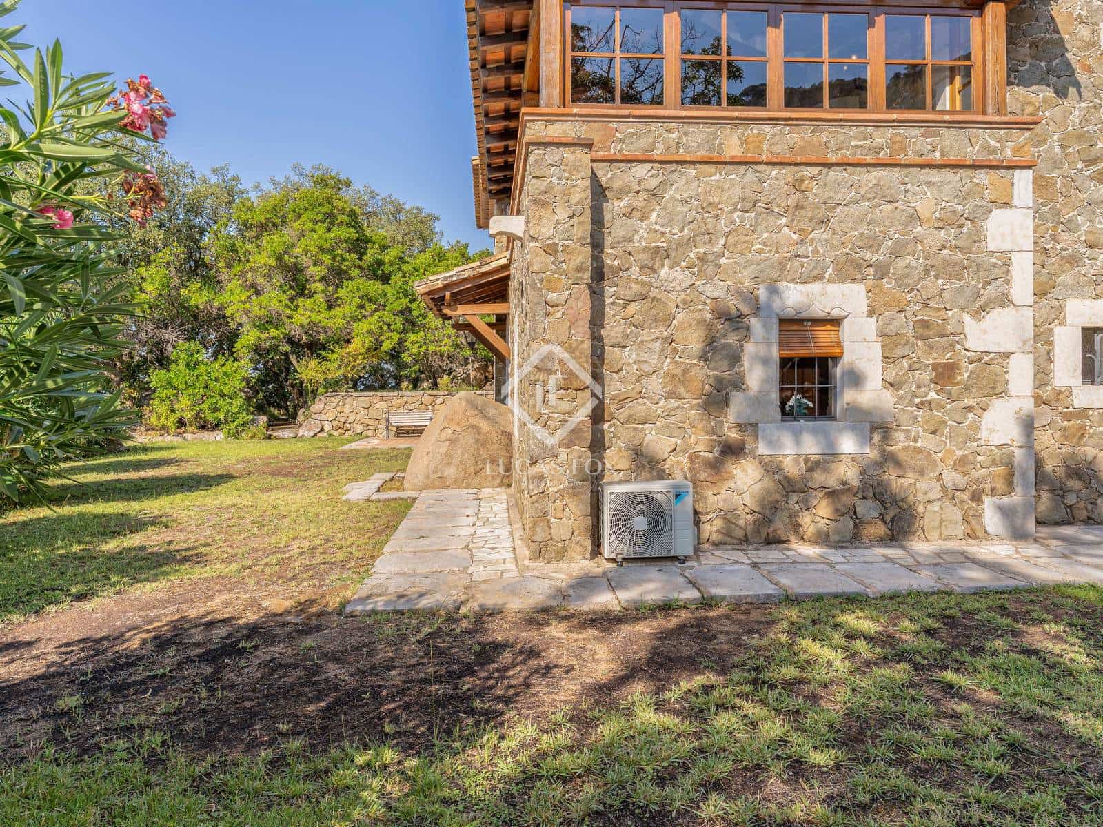 5 makuuhuone Huvila myytävänä paikassa Santa Cristina d'Aro mukana uima-altaan 
autotalli - 1 795 000 € (Ref: 9263302)