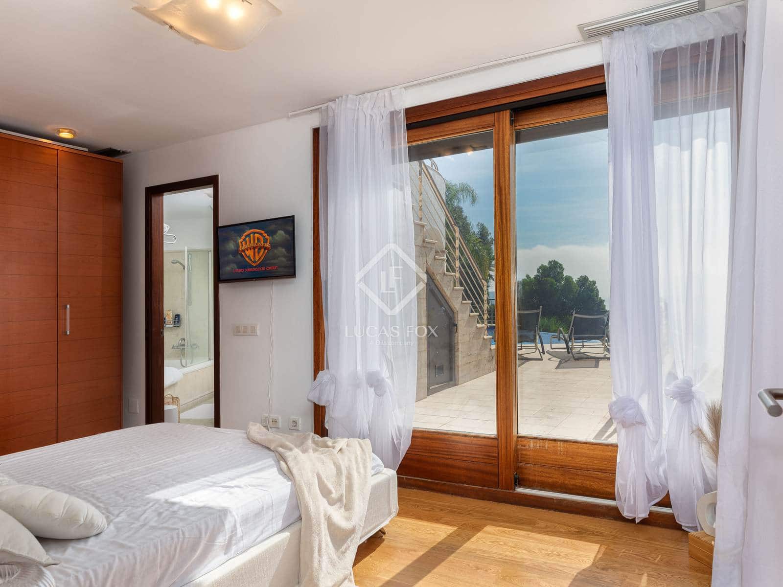 4 sypialnia Willa na sprzedaż w Roses z basenem garażem - 2 550 000 € (Ref: 9263372)