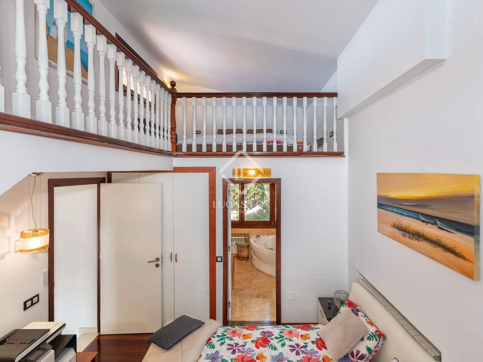 4 sypialnia Willa na sprzedaż w Roses z basenem garażem - 2 550 000 € (Ref: 9263372)