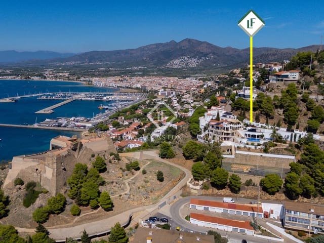 4 slaapkamer Villa te koop in Roses met zwembad garage - € 2.550.000 (Ref: 9263372)