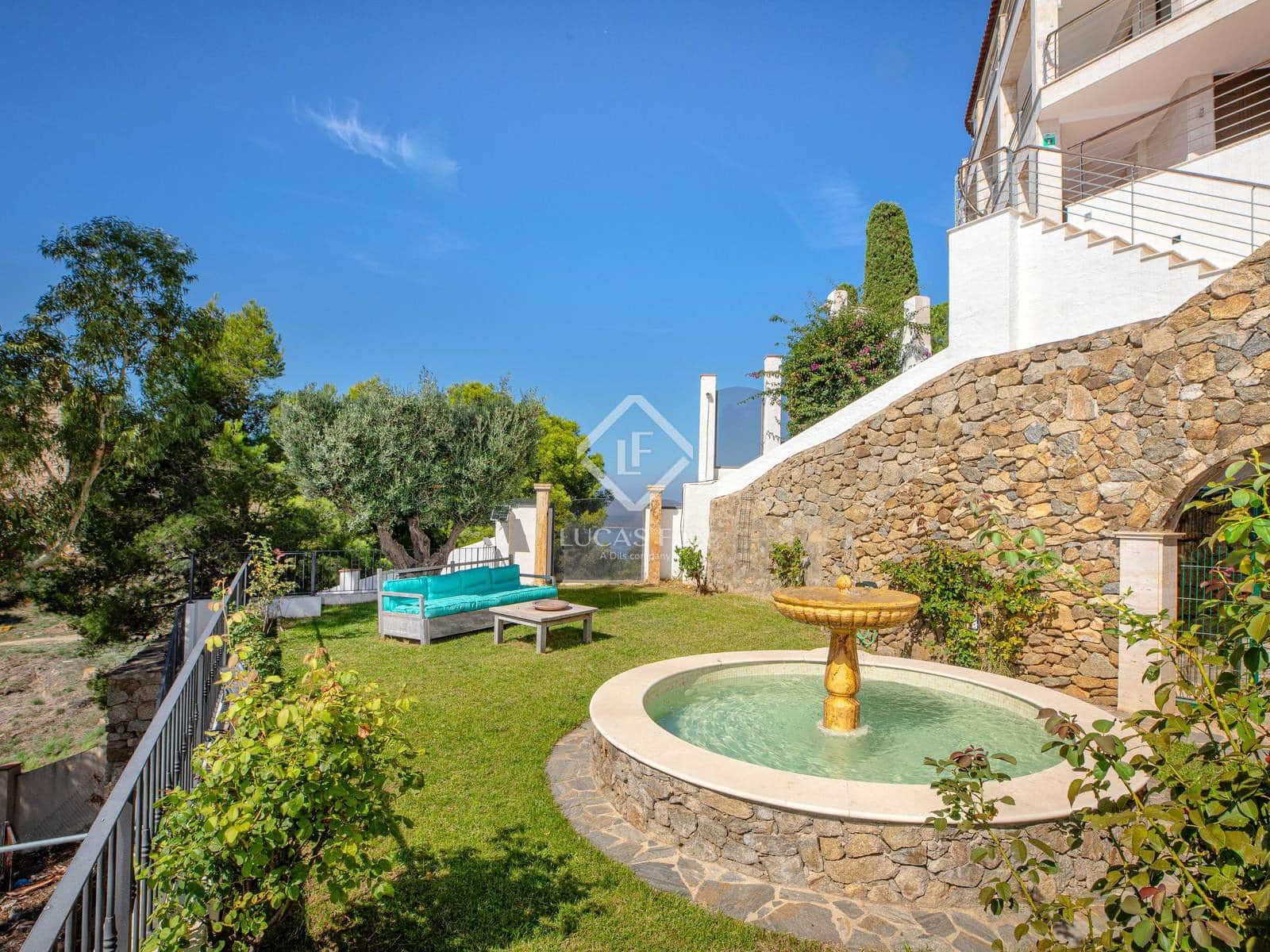 4 sypialnia Willa na sprzedaż w Roses z basenem garażem - 2 550 000 € (Ref: 9263372)