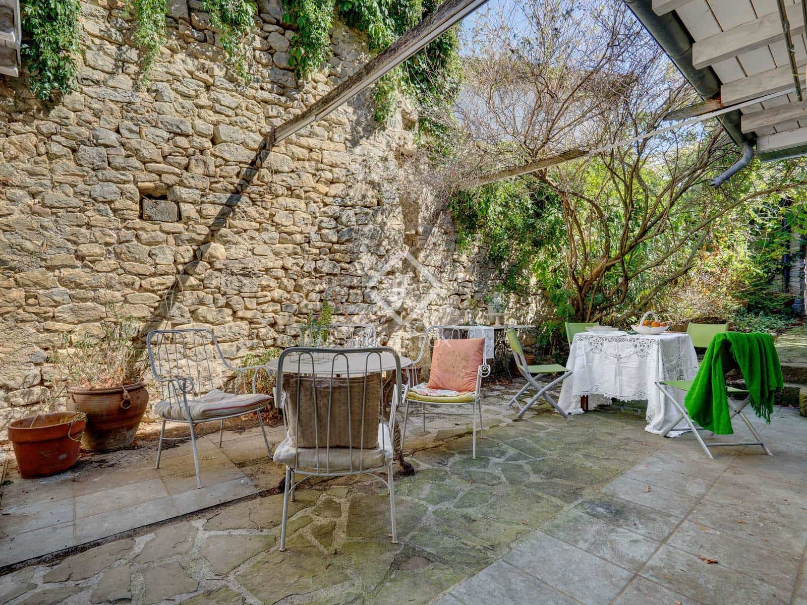 10 soveværelse Villa til salg i Valle de Ollo/Ollaran med garage - € 1.000.000 (Ref: 9263374)