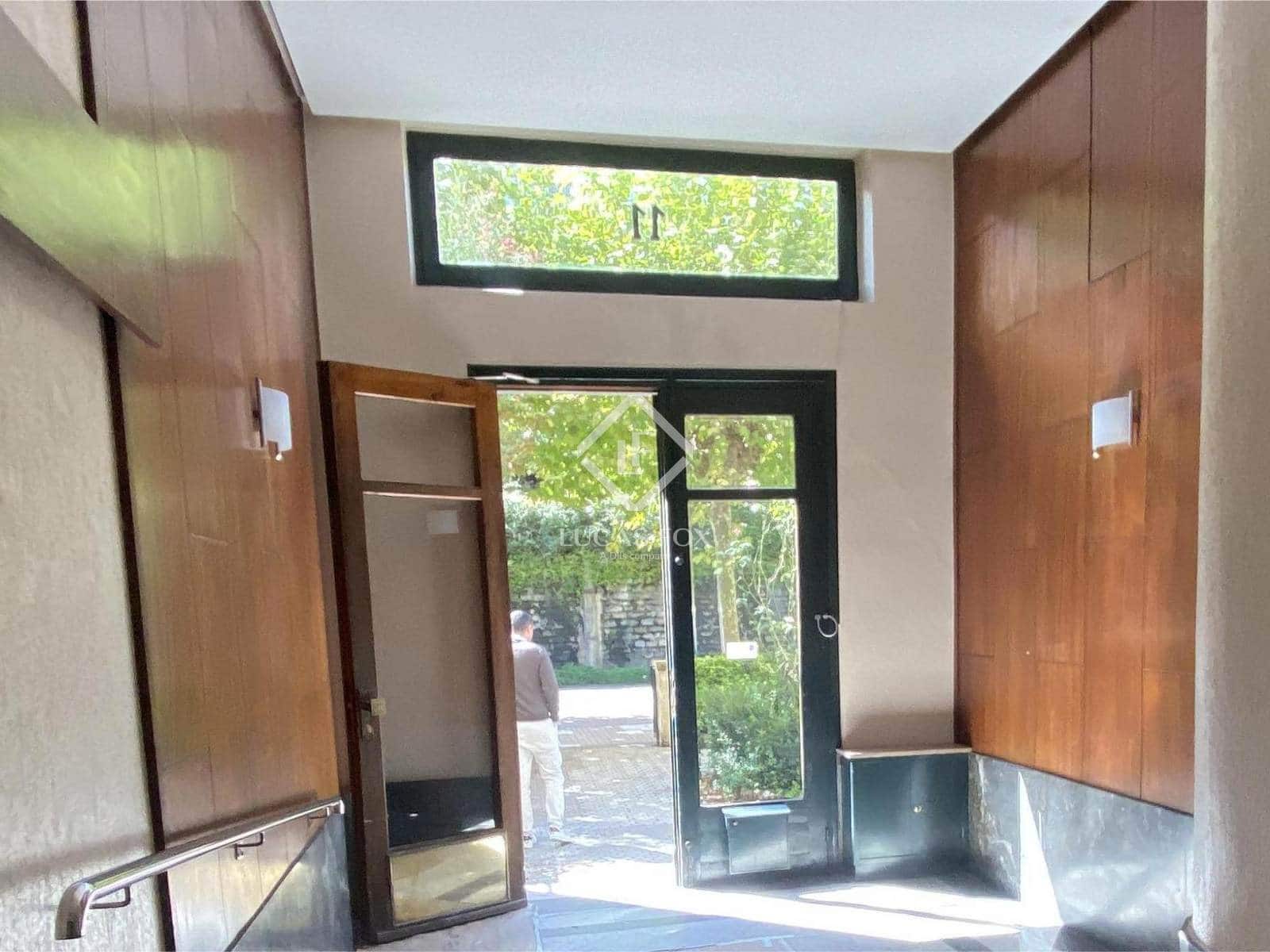 3 slaapkamer Appartement te koop in Donostia-San Sebastian met garage - € 775.000 (Ref: 9263375)