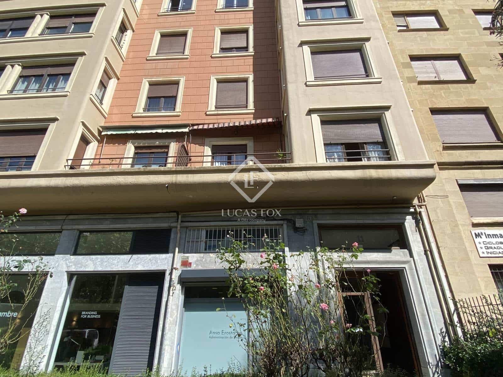 3 slaapkamer Appartement te koop in Donostia-San Sebastian met garage - € 775.000 (Ref: 9263375)