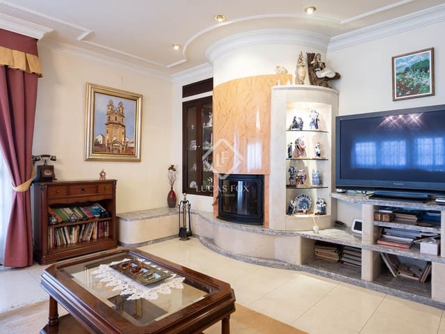 6 bedroom Villa for sale in Pontevedra city with pool garage - € 1,350,000 (Ref: 9263376)