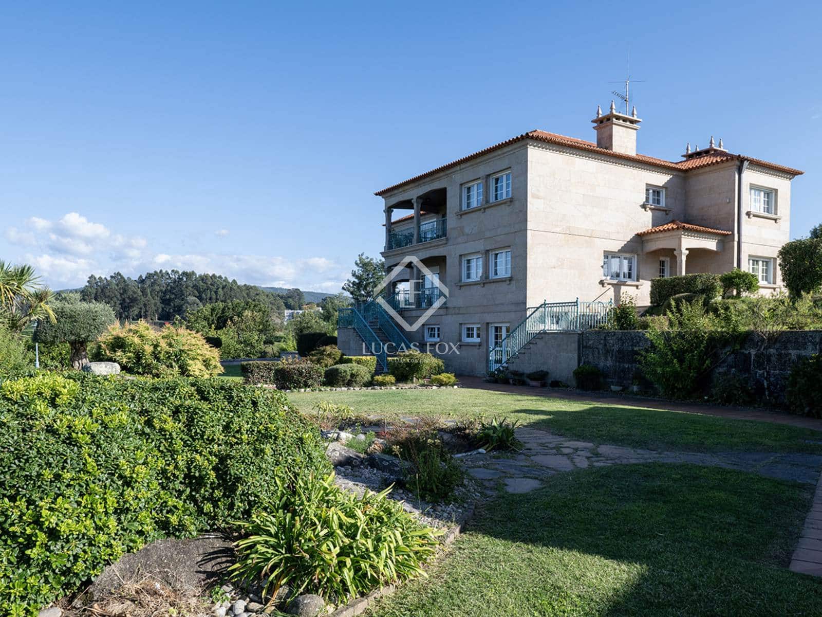 6 bedroom Villa for sale in Pontevedra city with pool garage - € 1,350,000 (Ref: 9263376)