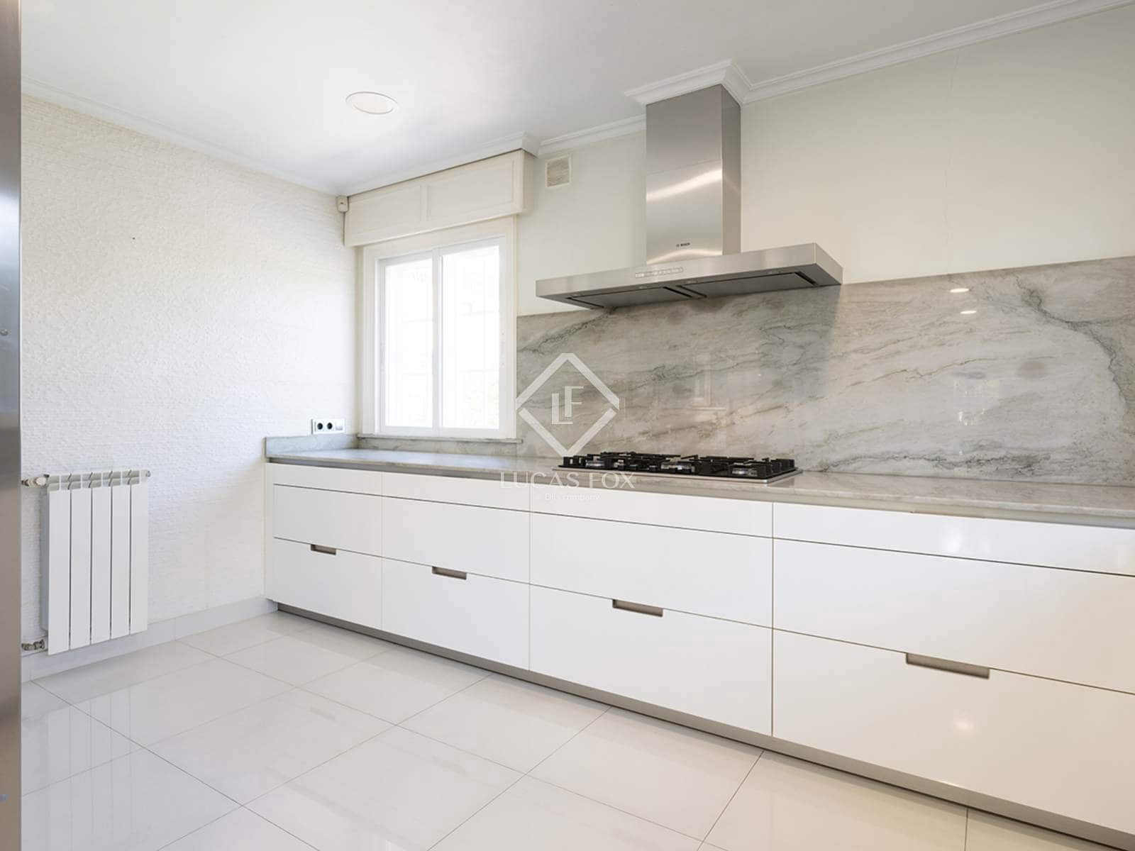 4 soverom Villa til salgs i Vigo med svømmebasseng garasje - € 1 360 000 (Ref: 9263378)