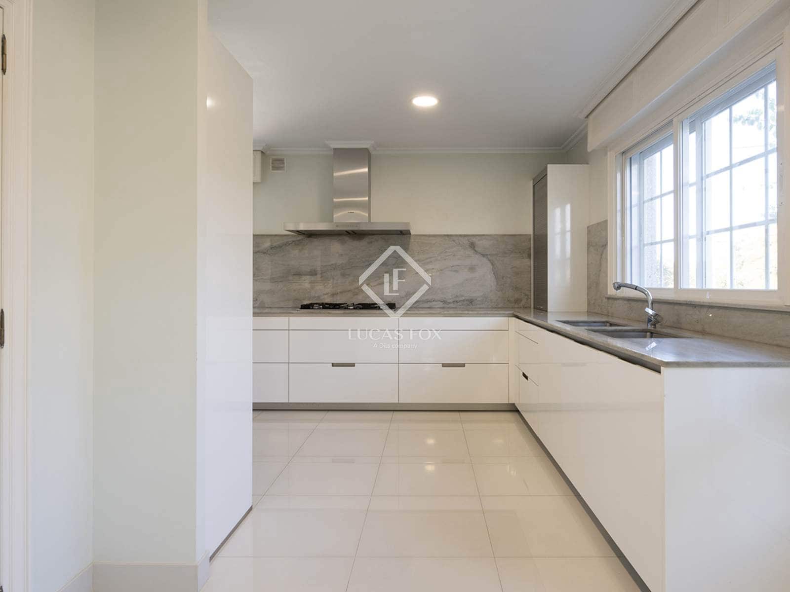 4 soverom Villa til salgs i Vigo med svømmebasseng garasje - € 1 360 000 (Ref: 9263378)