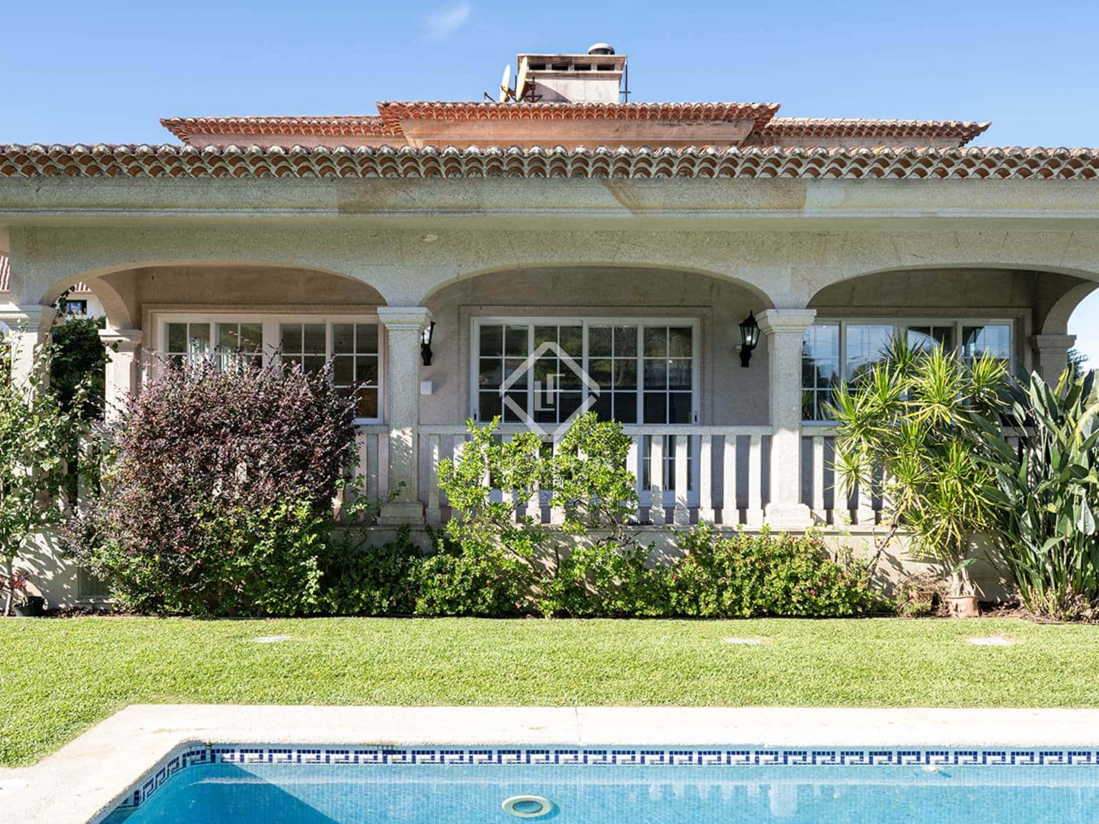 4 soverom Villa til salgs i Vigo med svømmebasseng garasje - € 1 360 000 (Ref: 9263378)