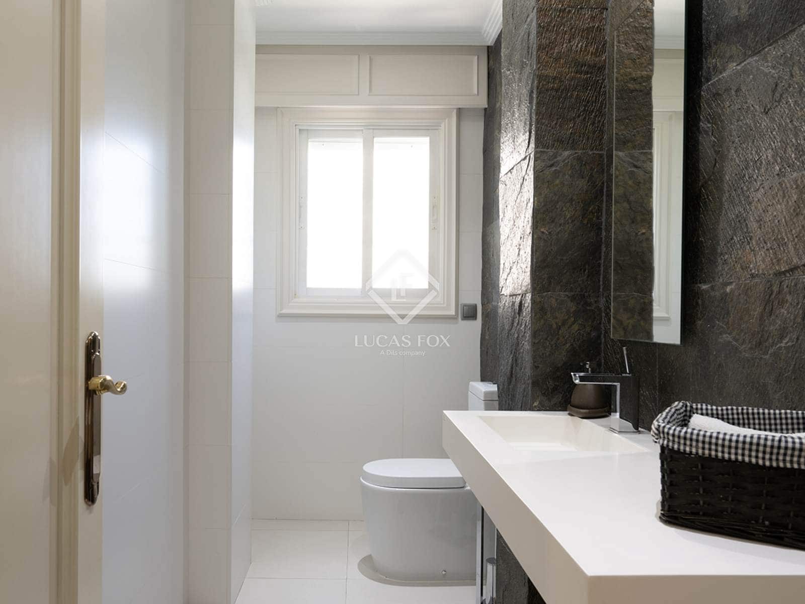 4 soverom Villa til salgs i Vigo med svømmebasseng garasje - € 1 360 000 (Ref: 9263378)