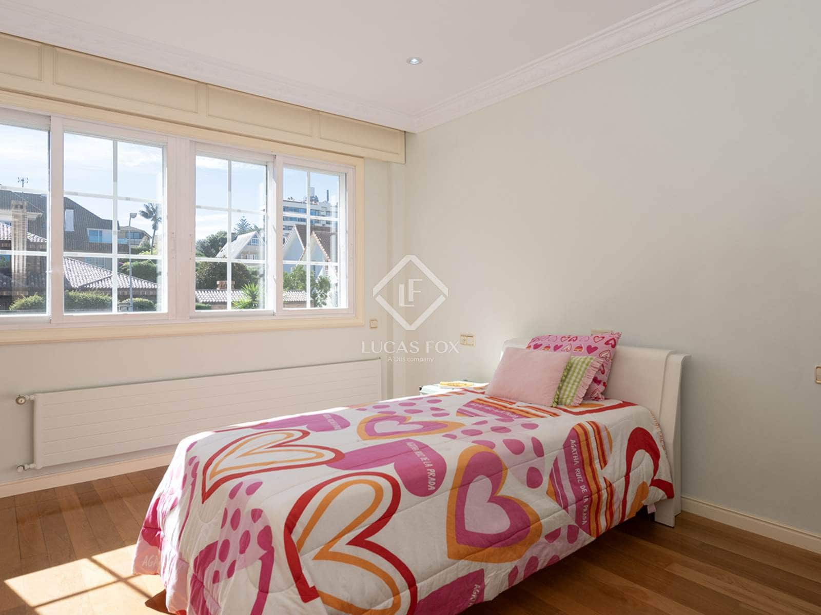 4 soverom Villa til salgs i Vigo med svømmebasseng garasje - € 1 360 000 (Ref: 9263378)