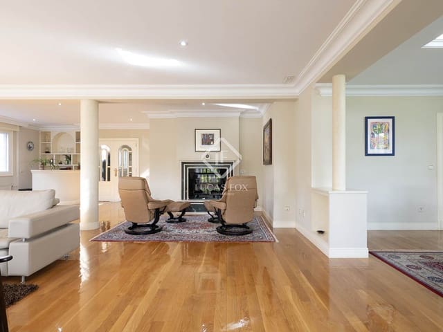 4 bedroom Villa for sale in Vigo with pool garage - € 1,360,000 (Ref: 9263378)