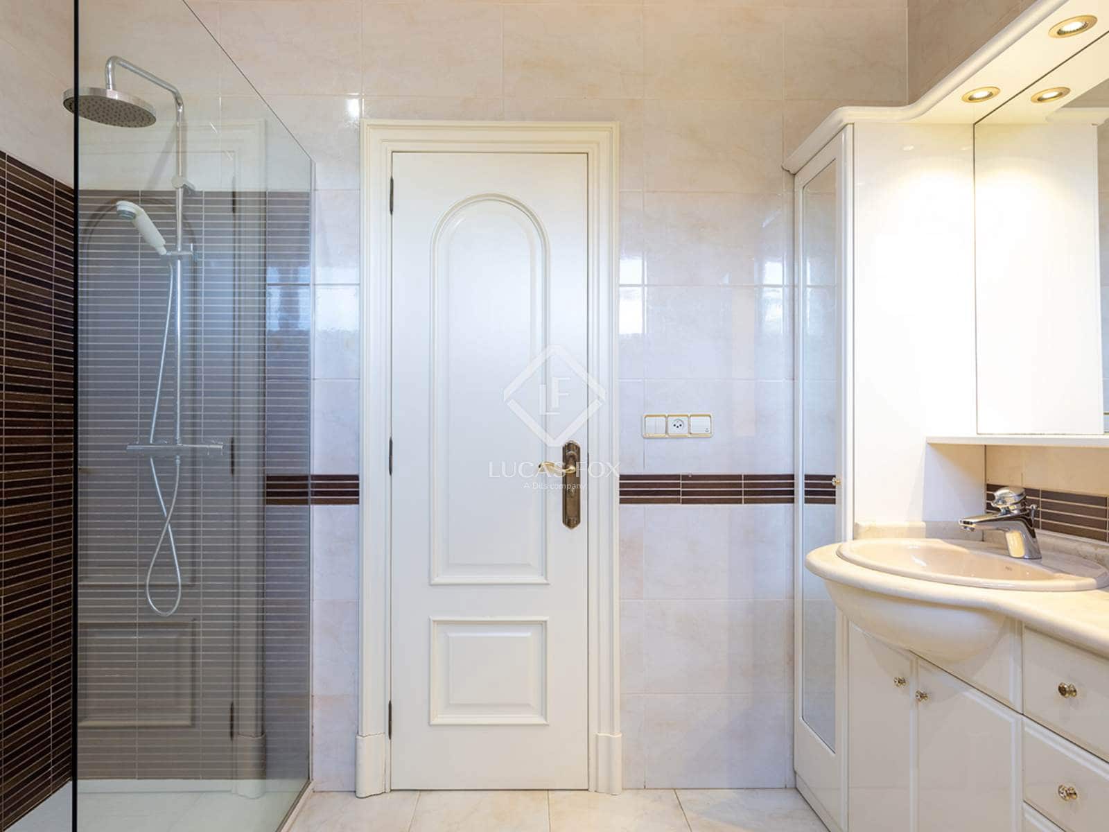 4 soverom Villa til salgs i Vigo med svømmebasseng garasje - € 1 360 000 (Ref: 9263378)