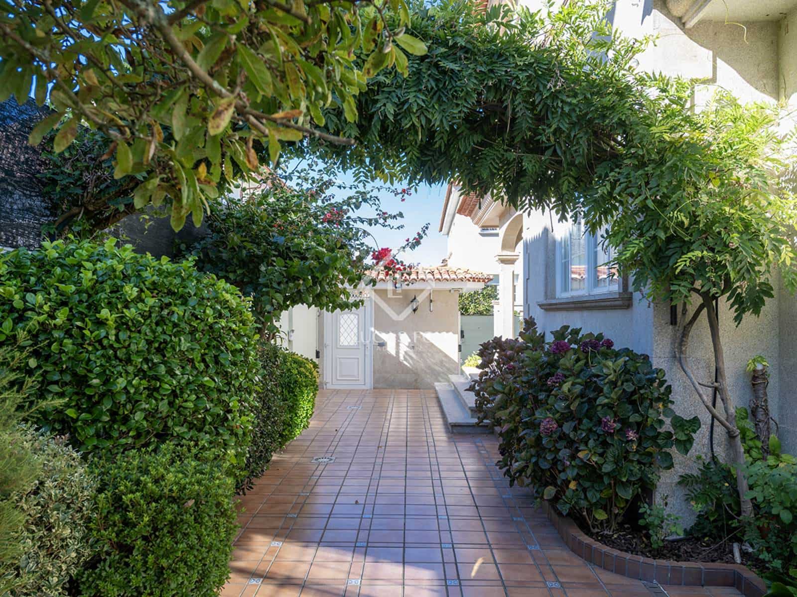 4 soverom Villa til salgs i Vigo med svømmebasseng garasje - € 1 360 000 (Ref: 9263378)