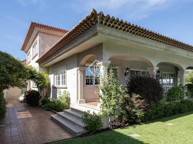 4 bedroom Villa for sale in Vigo with pool garage - € 1,360,000 (Ref: 9263378)