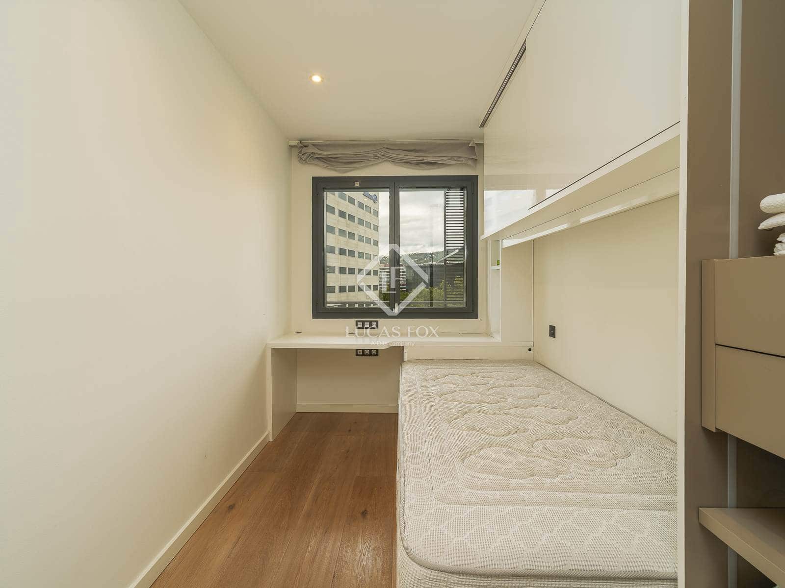 4 Zimmer Apartment zu verkaufen in Barcelona Stadt mit Garage - 1.650.000 € (Ref: 9263824)