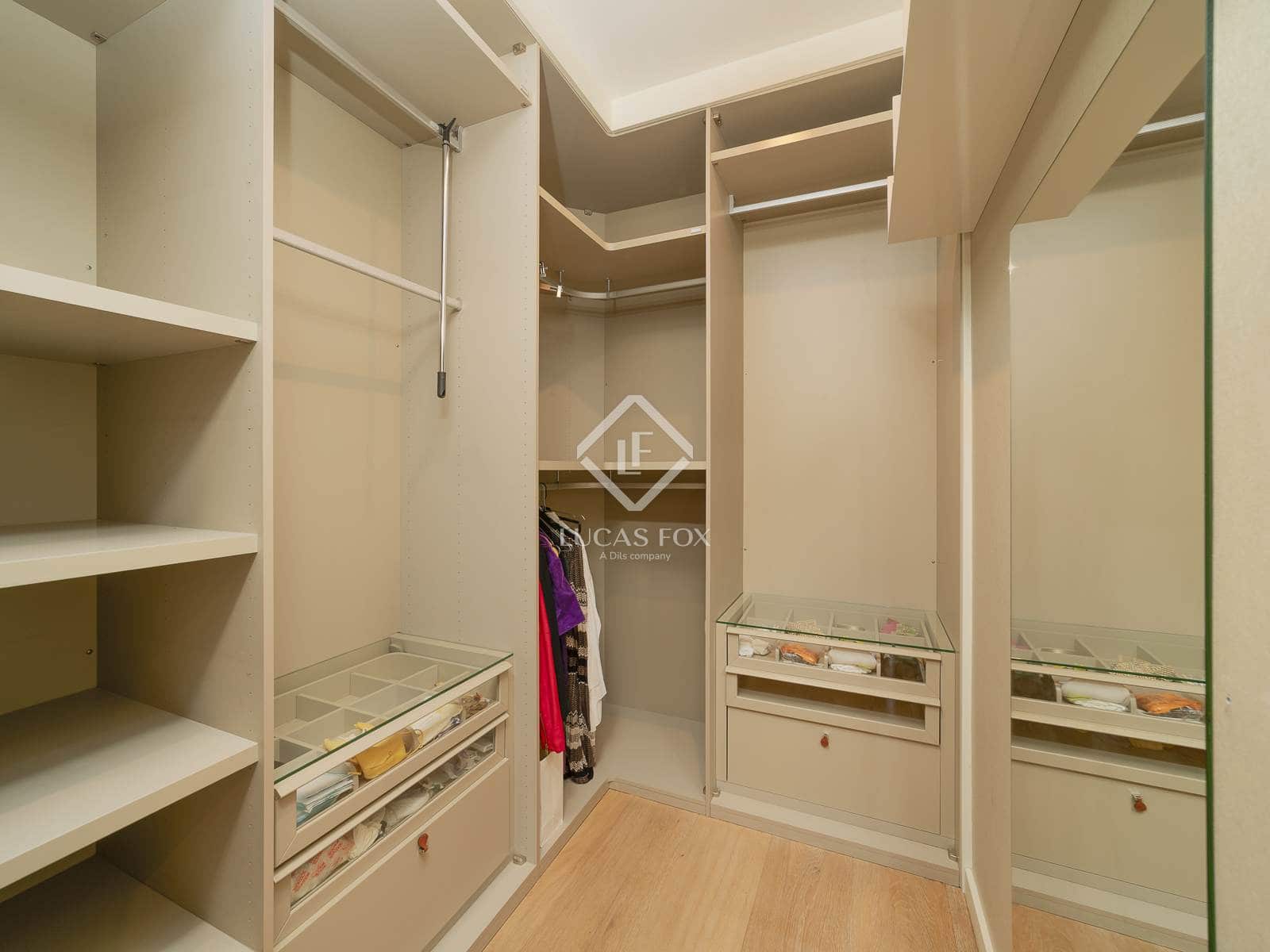 4 Zimmer Apartment zu verkaufen in Barcelona Stadt mit Garage - 1.650.000 € (Ref: 9263824)