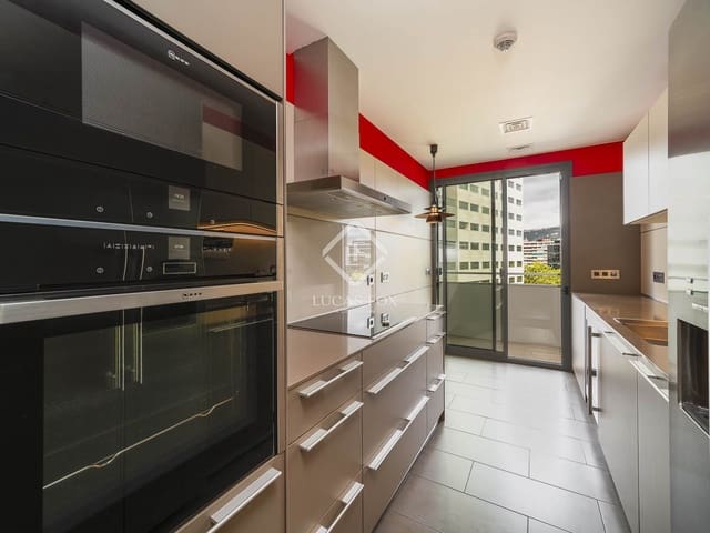 4 slaapkamer Appartement te koop in Barcelona stad met garage - € 1.650.000 (Ref: 9263824)