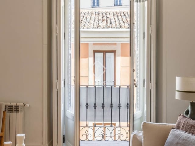 3 sypialnia Apartament na sprzedaż w Miasto Madryt - 1 750 000 € (Ref: 9263825)