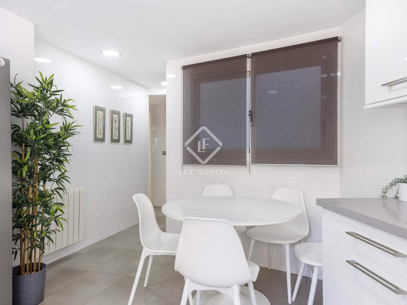 4 Zimmer Apartment zu vermieten in Valencia Stadt mit Garage - 2.800 € (Ref: 9263827)