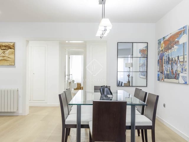 4 Zimmer Apartment zu vermieten in València Stadt mit Garage - 2.800 € (Ref: 9263827)