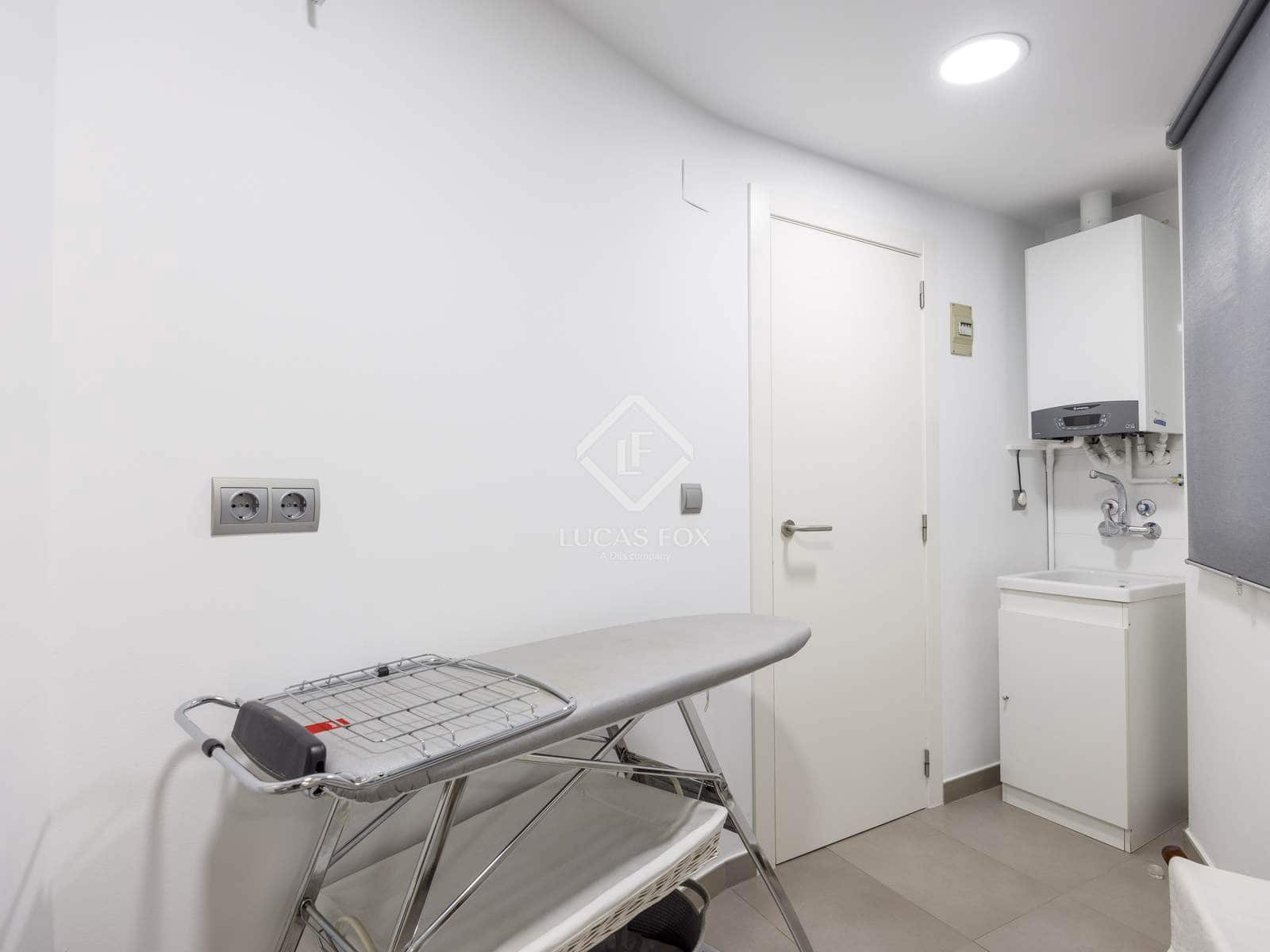 4 Zimmer Apartment zu vermieten in Valencia Stadt mit Garage - 2.800 € (Ref: 9263827)