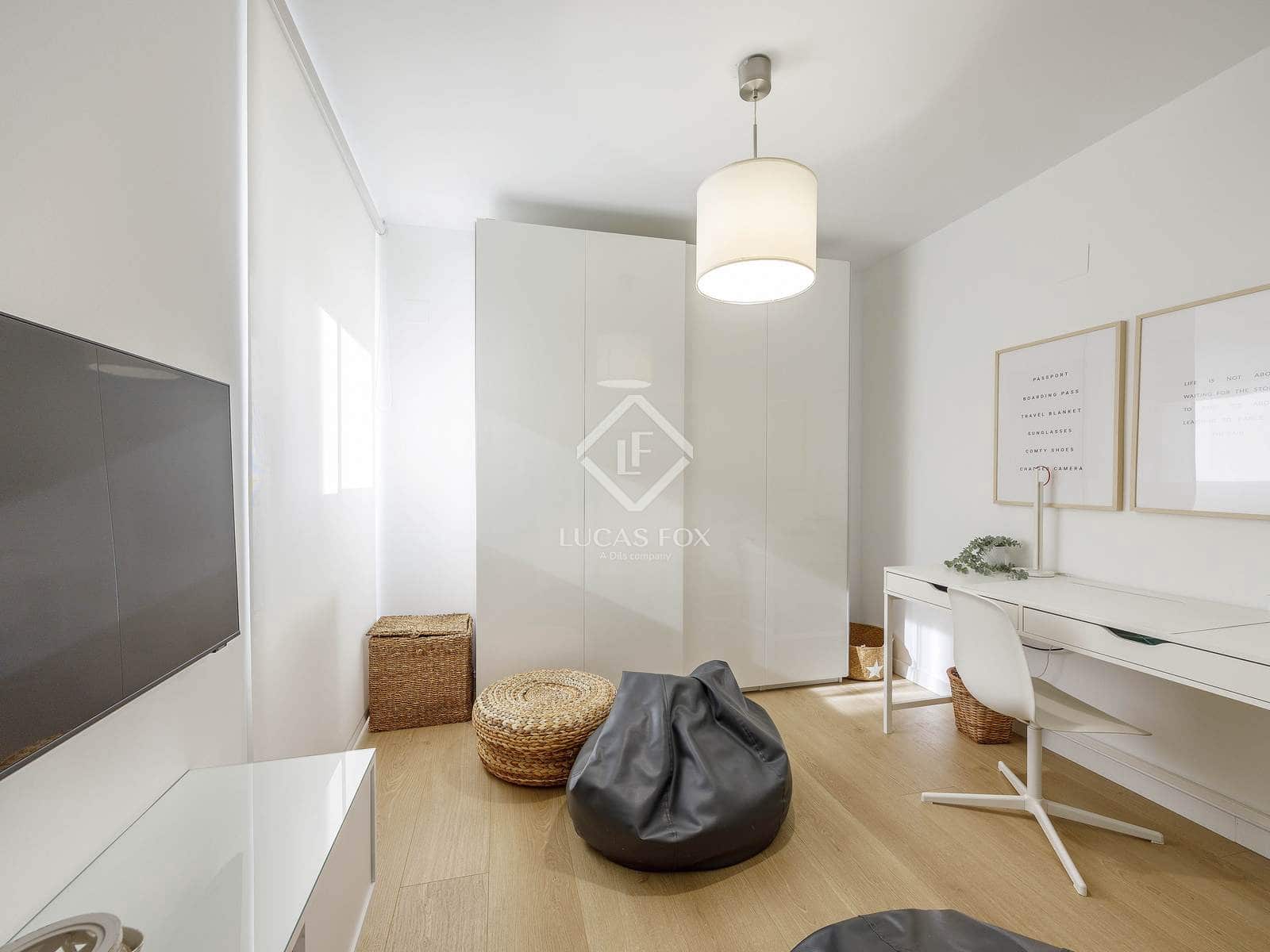 4 Zimmer Apartment zu vermieten in Valencia Stadt mit Garage - 2.800 € (Ref: 9263827)