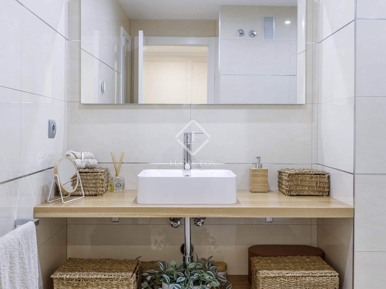 4 Zimmer Apartment zu vermieten in Valencia Stadt mit Garage - 2.800 € (Ref: 9263827)