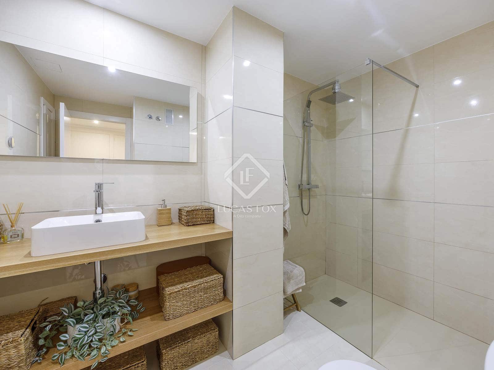 4 Zimmer Apartment zu vermieten in Valencia Stadt mit Garage - 2.800 € (Ref: 9263827)