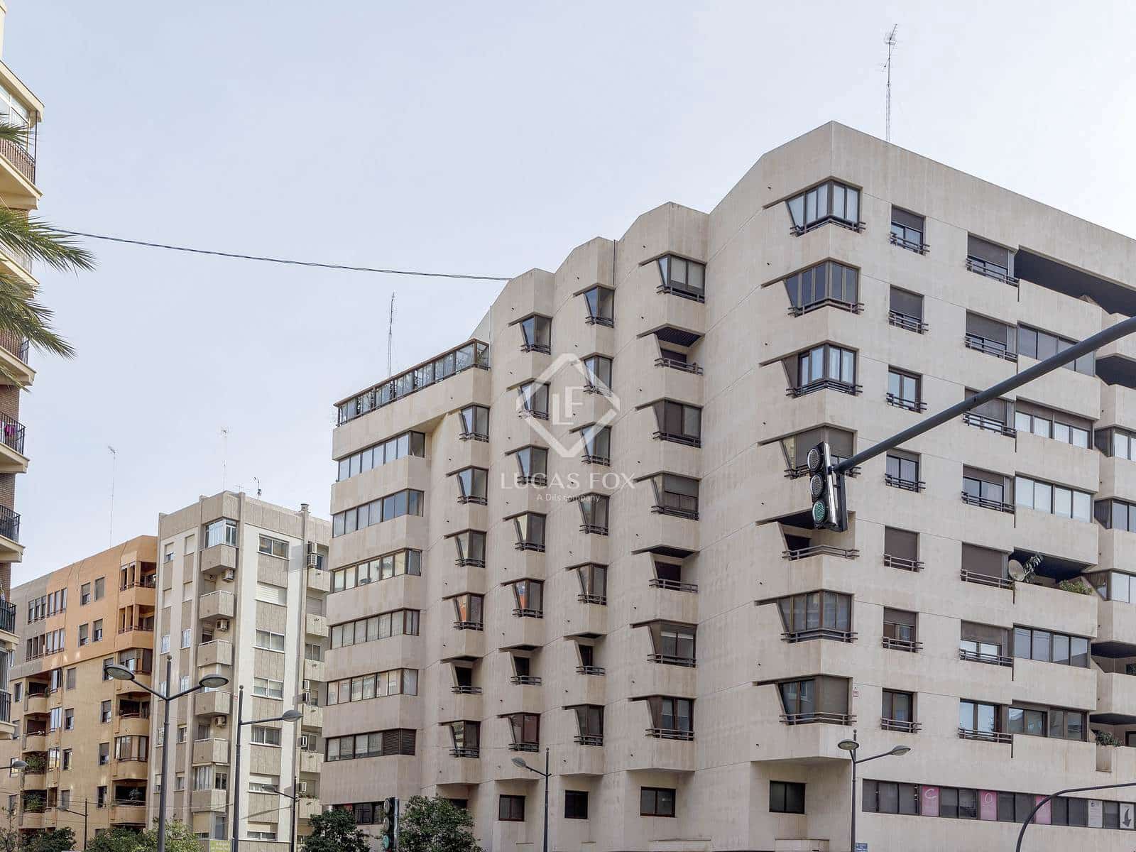 4 Zimmer Apartment zu vermieten in Valencia Stadt mit Garage - 2.800 € (Ref: 9263827)