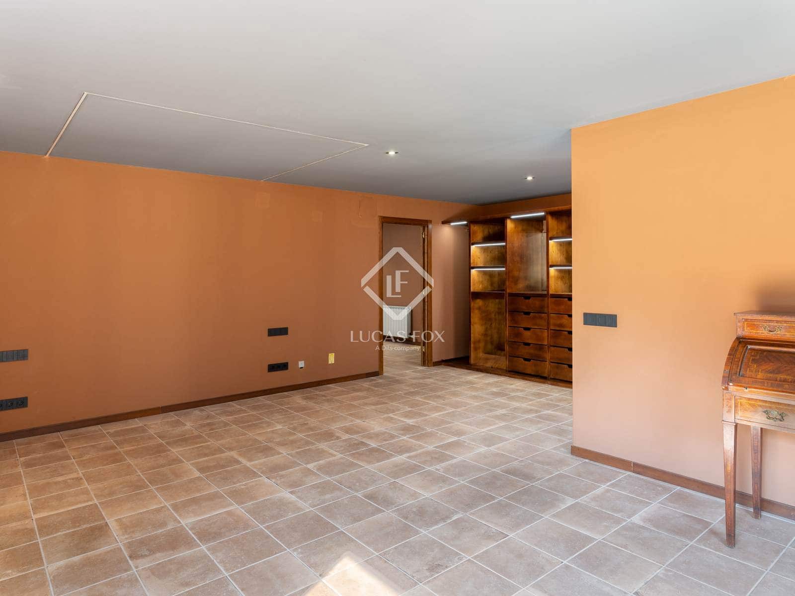 5 soverom Villa til salgs i Gualba med svømmebasseng garasje - € 2 950 000 (Ref: 9263871)