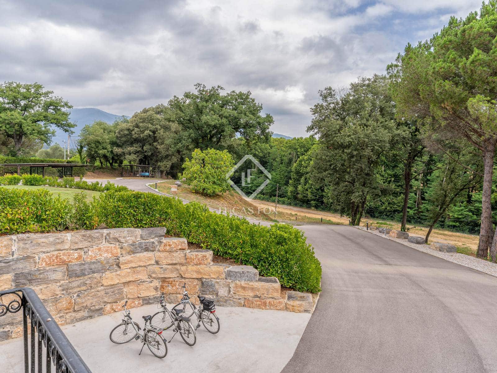 5 soverom Villa til salgs i Gualba med svømmebasseng garasje - € 2 950 000 (Ref: 9263871)