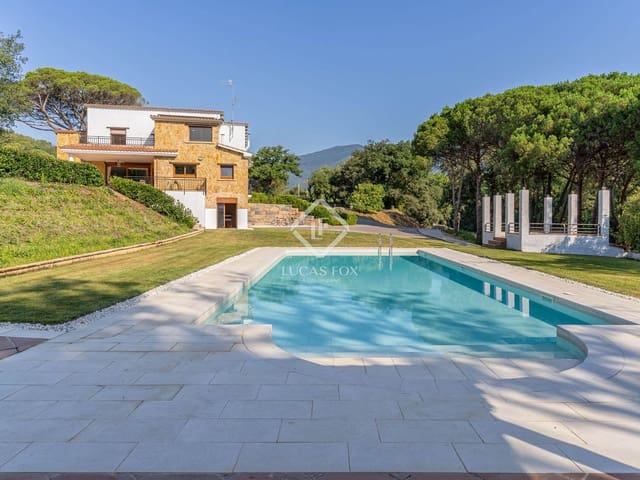 5 sypialnia Finka/Dom wiejski na sprzedaż w Gualba z basenem garażem - 2 700 000 € (Ref: 9263871)