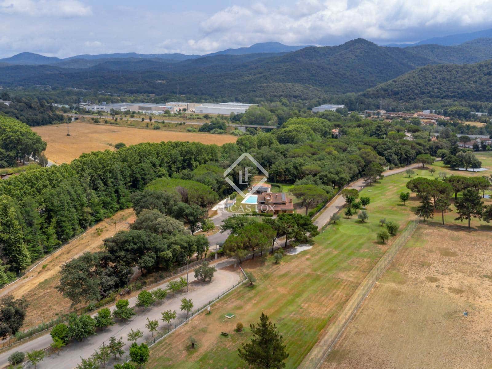 5 soverom Villa til salgs i Gualba med svømmebasseng garasje - € 2 950 000 (Ref: 9263871)