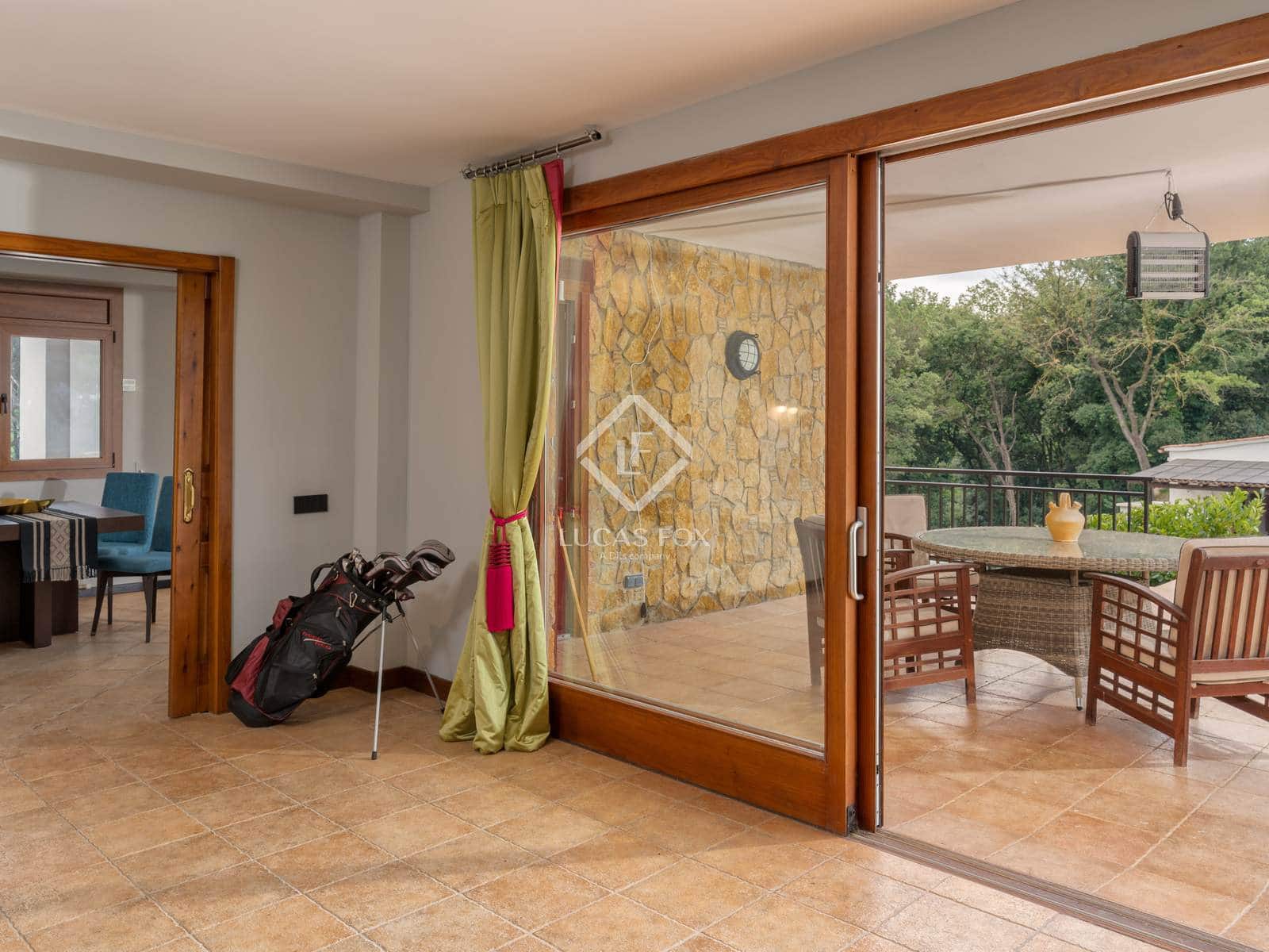 5 soverom Villa til salgs i Gualba med svømmebasseng garasje - € 2 950 000 (Ref: 9263871)