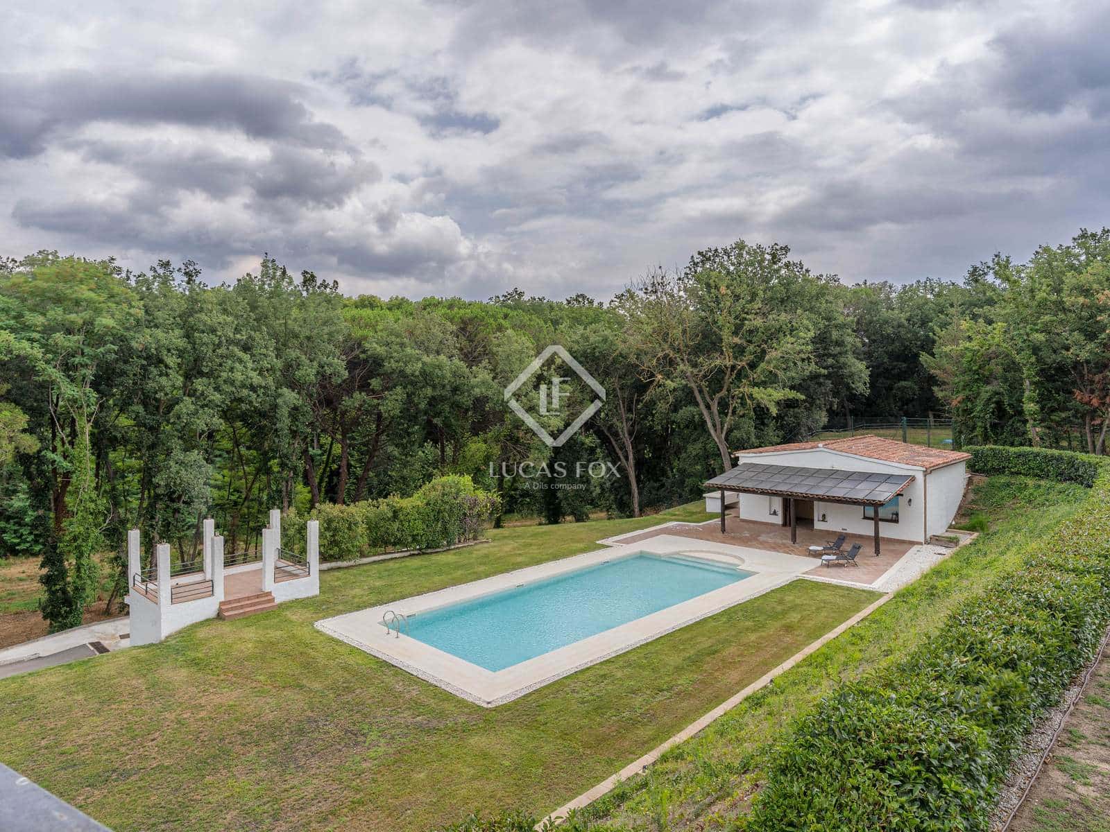 5 soverom Villa til salgs i Gualba med svømmebasseng garasje - € 2 950 000 (Ref: 9263871)