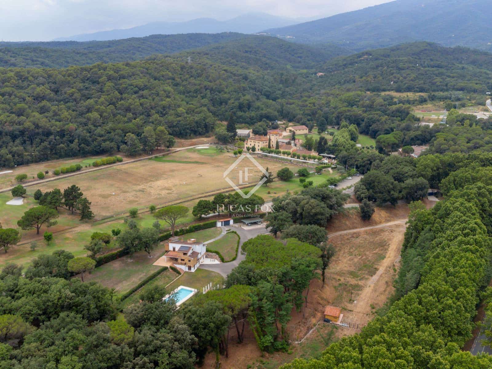 5 soverom Villa til salgs i Gualba med svømmebasseng garasje - € 2 950 000 (Ref: 9263871)