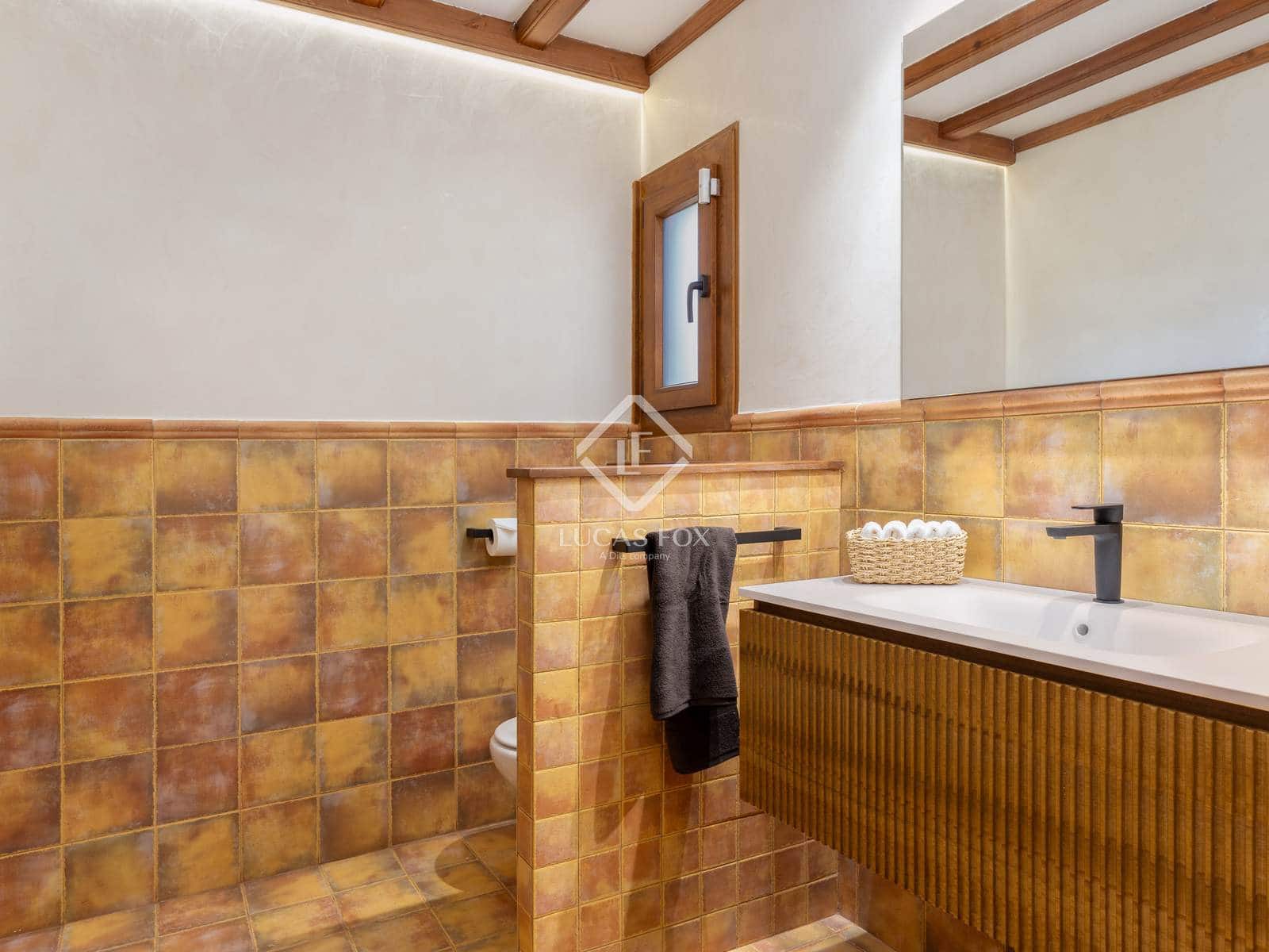 5 soverom Villa til salgs i Gualba med svømmebasseng garasje - € 2 950 000 (Ref: 9263871)