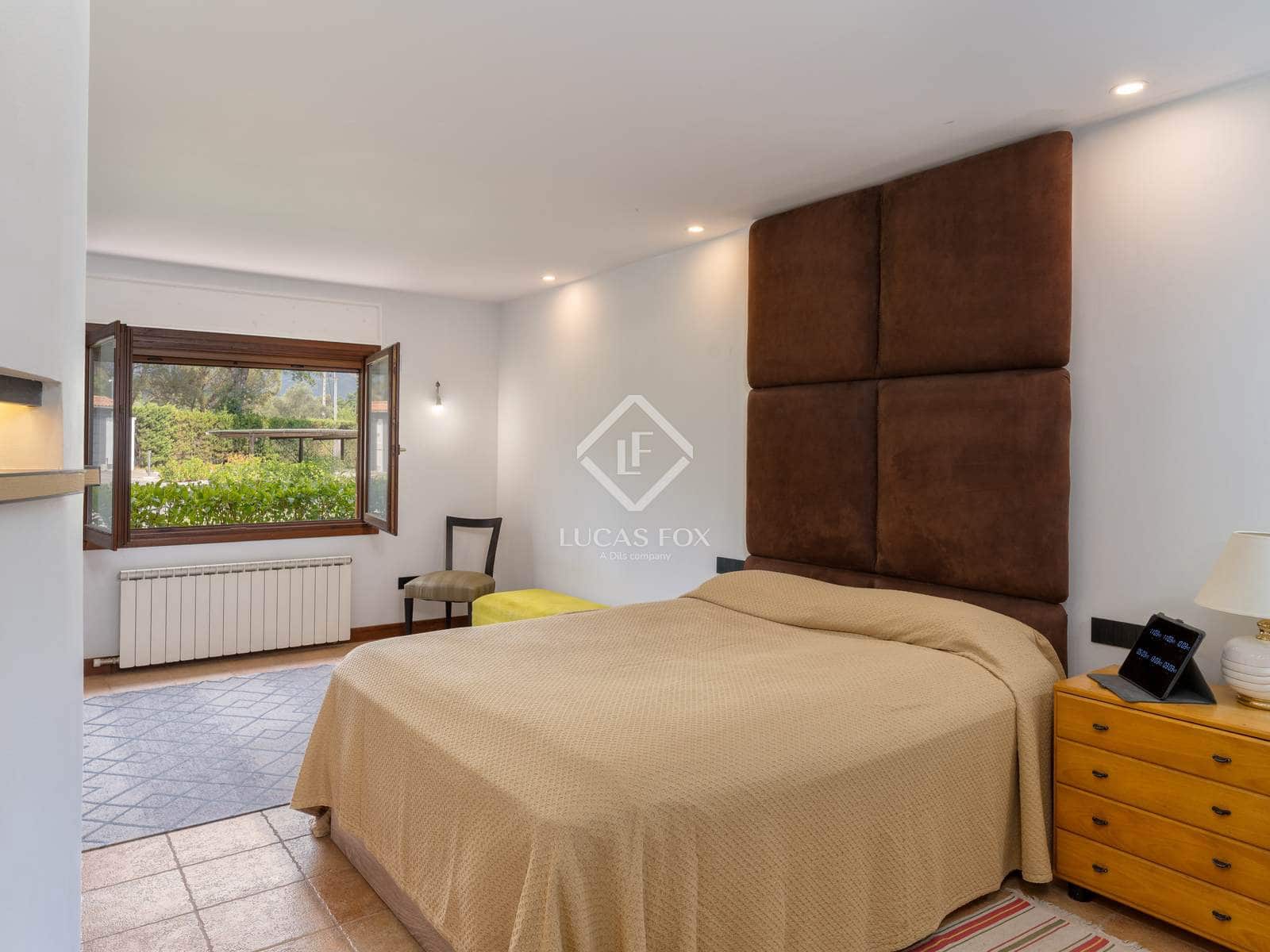 5 soverom Villa til salgs i Gualba med svømmebasseng garasje - € 2 950 000 (Ref: 9263871)