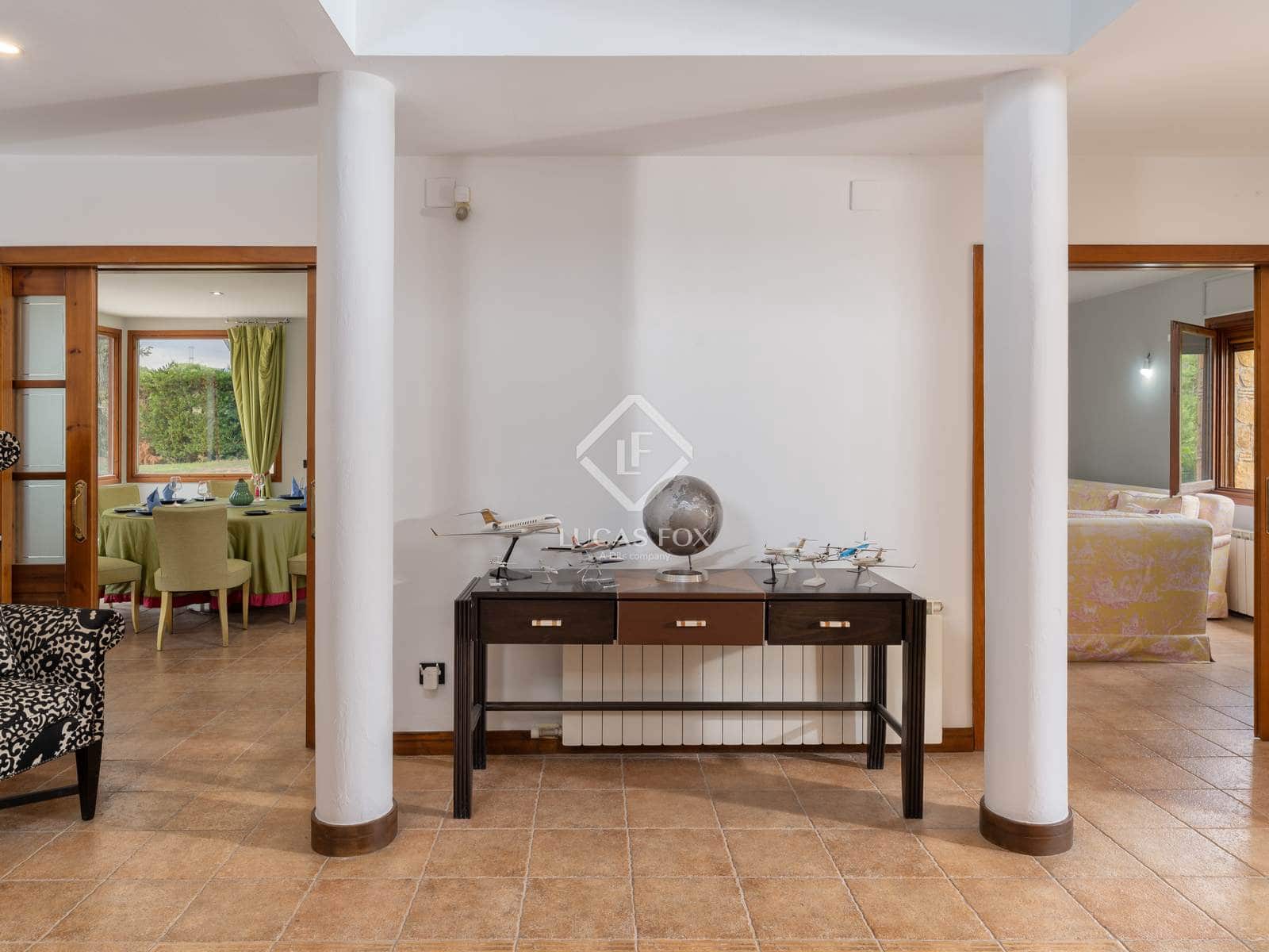 5 soverom Villa til salgs i Gualba med svømmebasseng garasje - € 2 950 000 (Ref: 9263871)