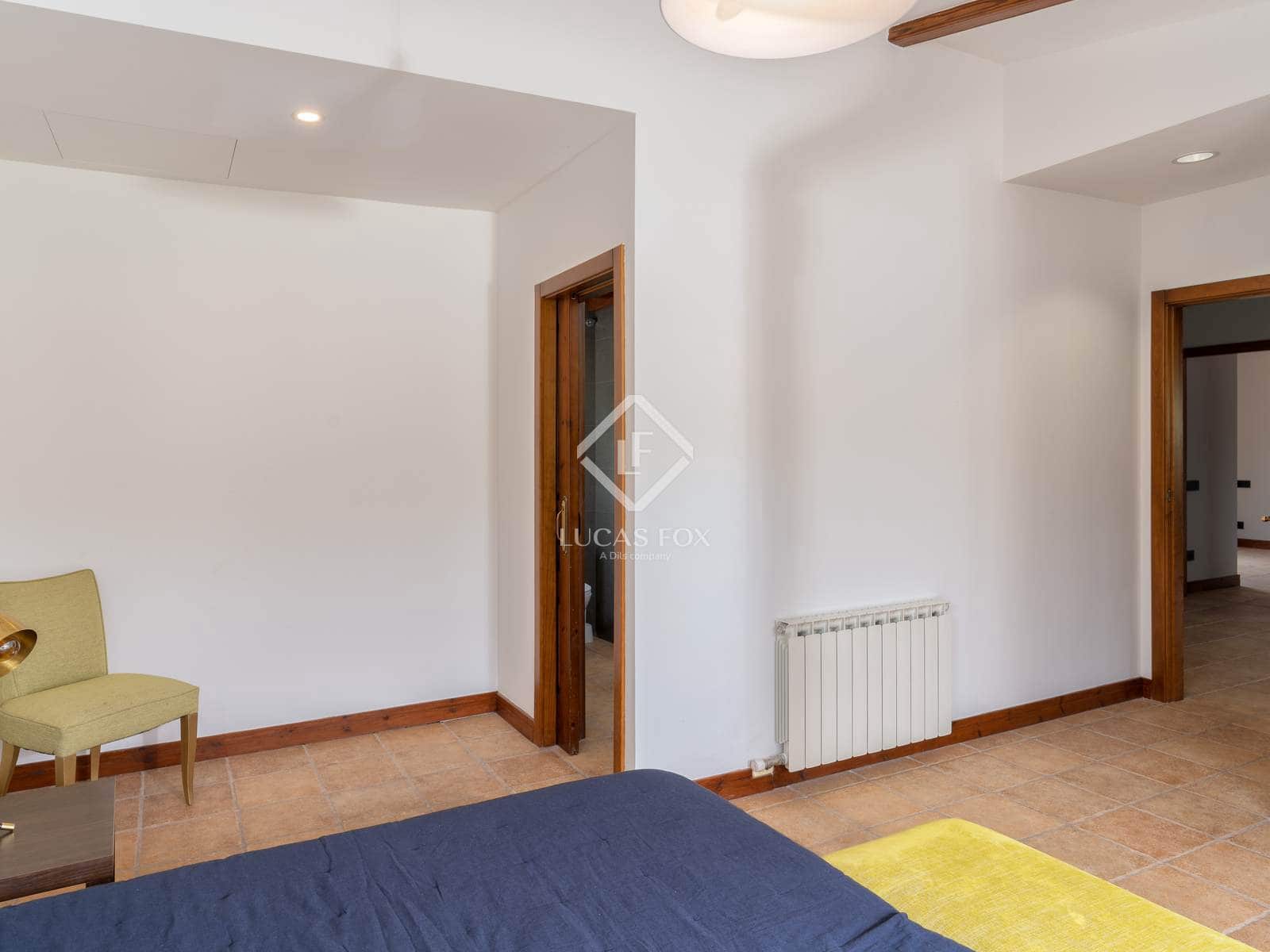 5 soverom Villa til salgs i Gualba med svømmebasseng garasje - € 2 950 000 (Ref: 9263871)