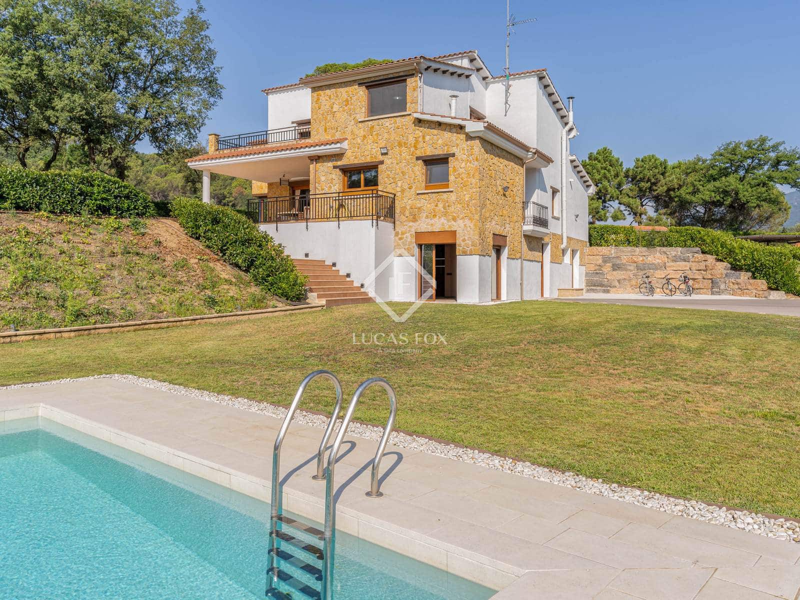 5 soverom Villa til salgs i Gualba med svømmebasseng garasje - € 2 950 000 (Ref: 9263871)