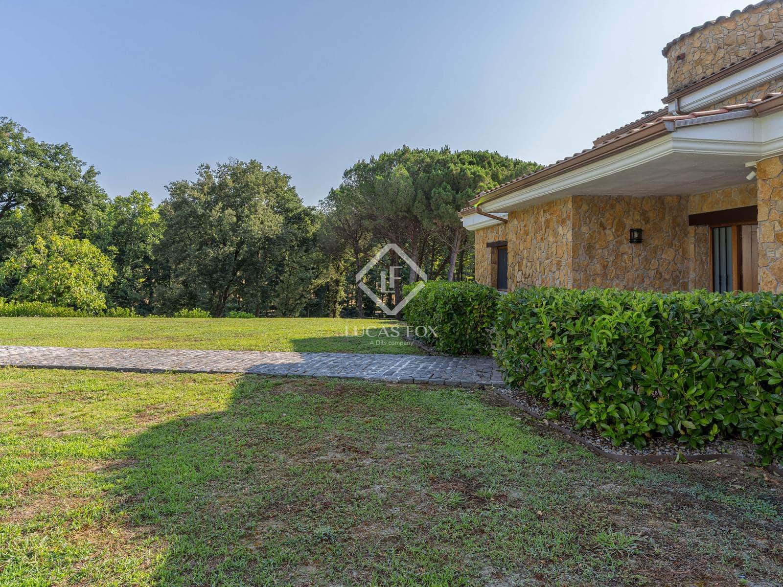 5 soverom Villa til salgs i Gualba med svømmebasseng garasje - € 2 950 000 (Ref: 9263871)