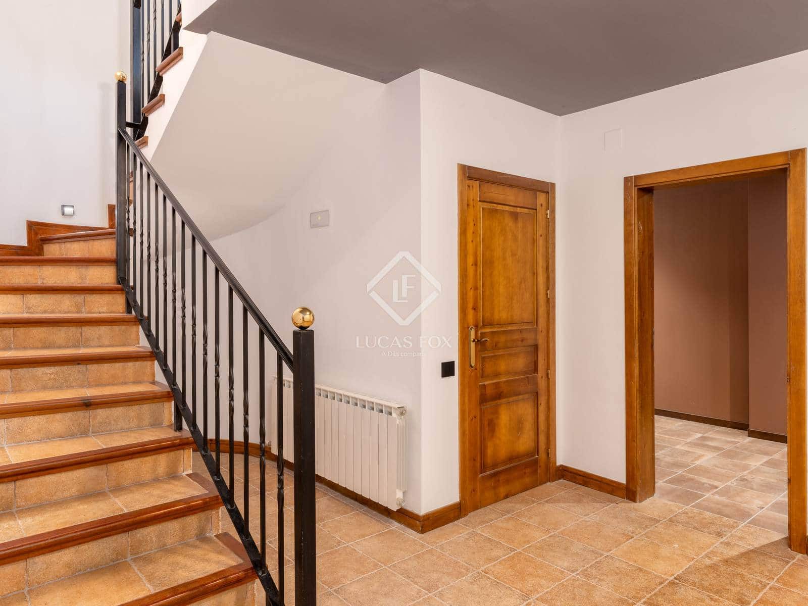 5 soverom Villa til salgs i Gualba med svømmebasseng garasje - € 2 950 000 (Ref: 9263871)