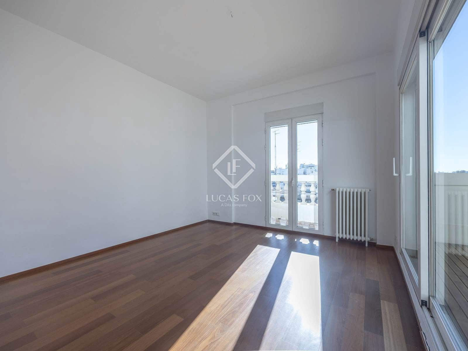 4 slaapkamer Penthouse te koop in Valencia stad - € 1.390.000 (Ref: 9263873)