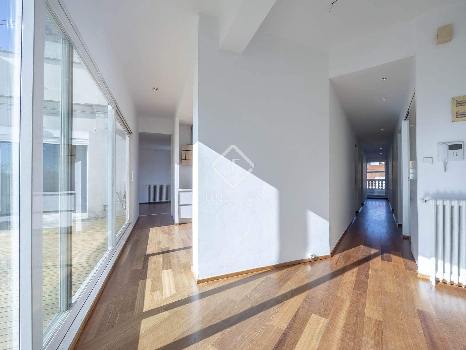 4 slaapkamer Penthouse te koop in Valencia stad - € 1.390.000 (Ref: 9263873)