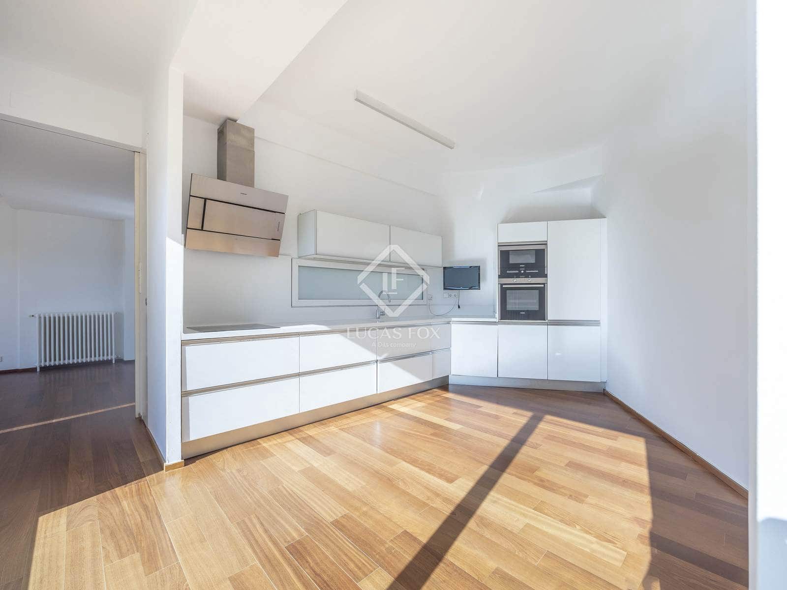 4 slaapkamer Penthouse te koop in Valencia stad - € 1.390.000 (Ref: 9263873)